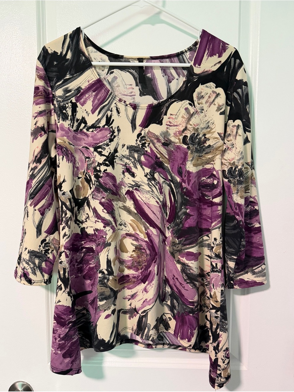 Women's Floral Brushstroke Scoop Neck Top